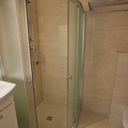 Blekit Oceanu Accommodatie bij particulieren